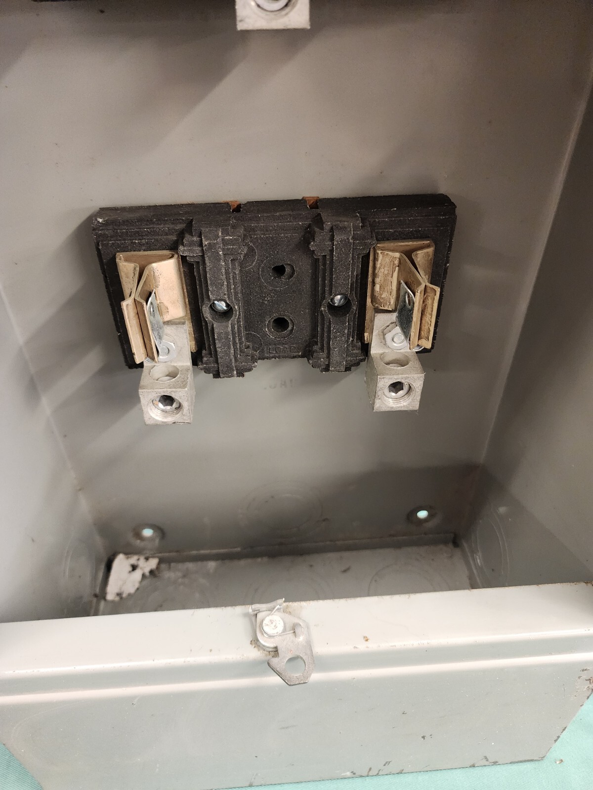GOULD NR324 VACU-BREAK SWITCH WITH CLAMPMATIC CONTACTS 200 AMPS 1 PHASE 240 VAC