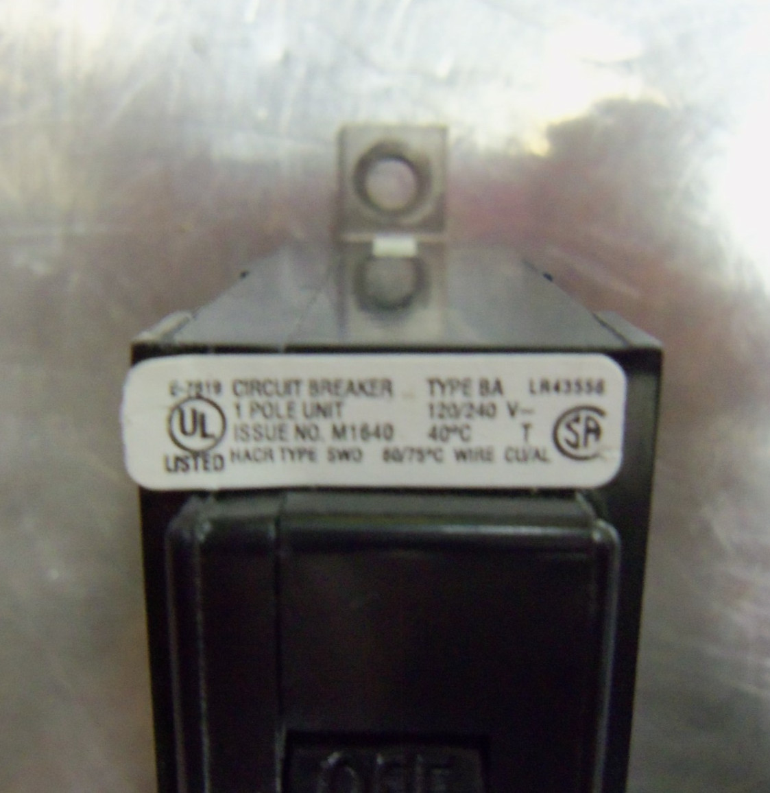 😉 CUTLER-HAMMER QUICKLAG 20 AMP CIRCUIT BREAKER 1 POLE 120/240 VOLT AC E7819