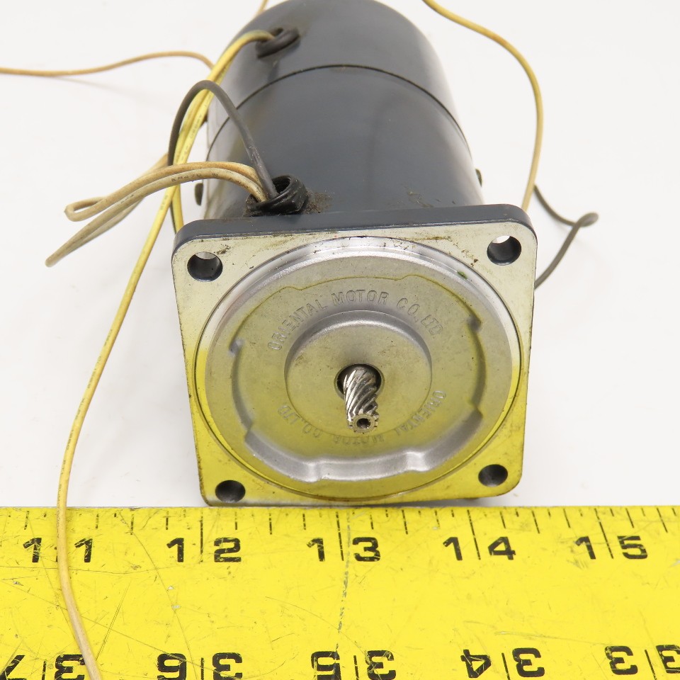 Oriental Motor 2RK6GN-AM 100V 6W 50/60Hz Magnetic Brake Motor 1200/1450RPM