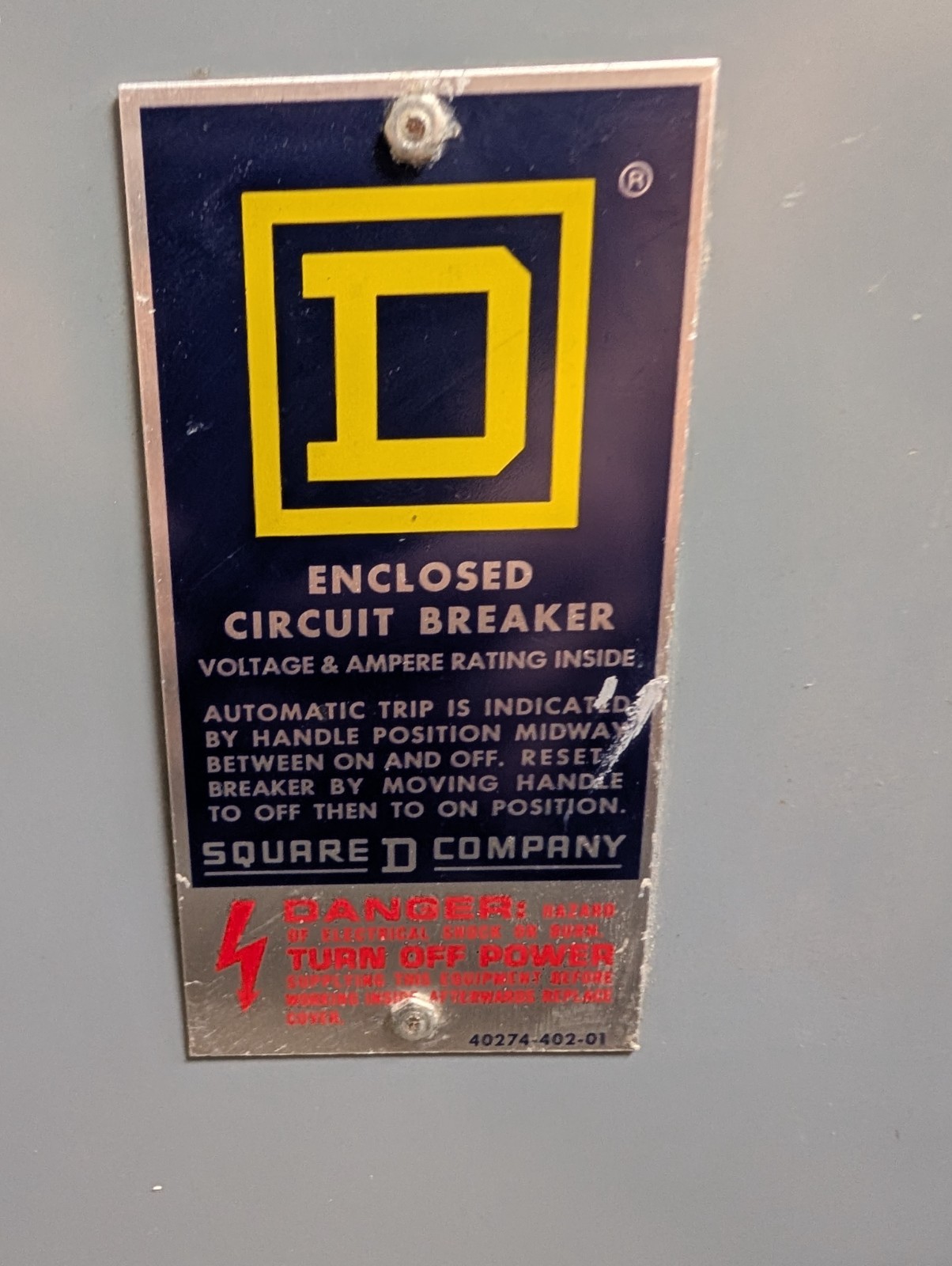 🤪 SQUARE D 200 AMP ENCLOSED CIRCUIT BREAKER 120/240 VAC 2P Q2L2200