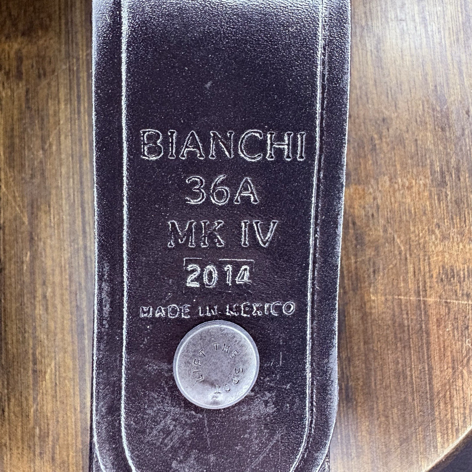Bianchi 36A Mace / Pepper Spray Pouch MKIII Plain Black Leather Brass Snap