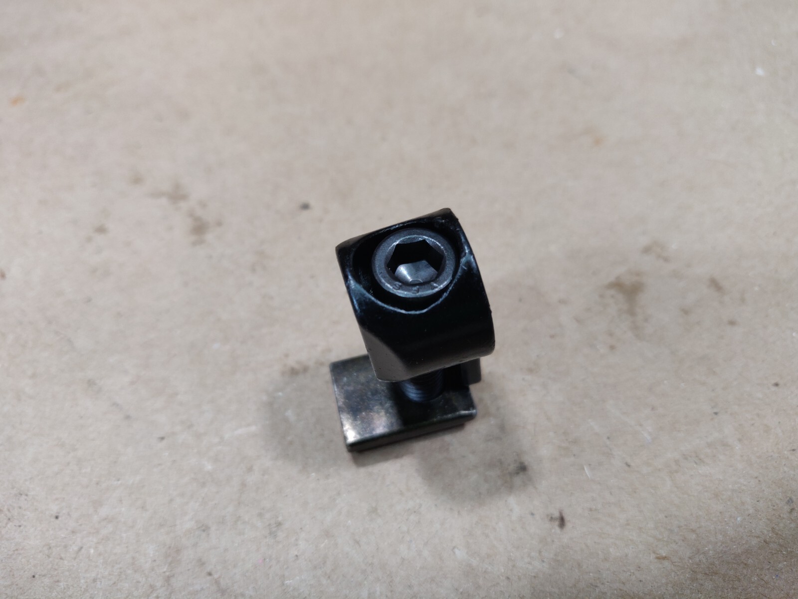 30-QTY, FAZTEK, Standard Anchor Fastener Assembly, 1 1/2″ x 25/32″ x 5/8″, Black