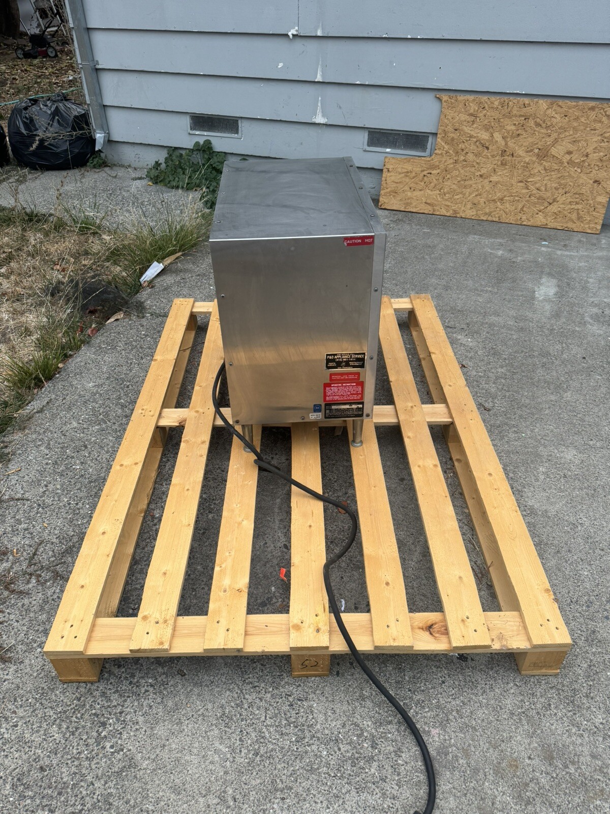 Lang MeltMaster Plus II conveyor broiler MM24-P. For commercial use.