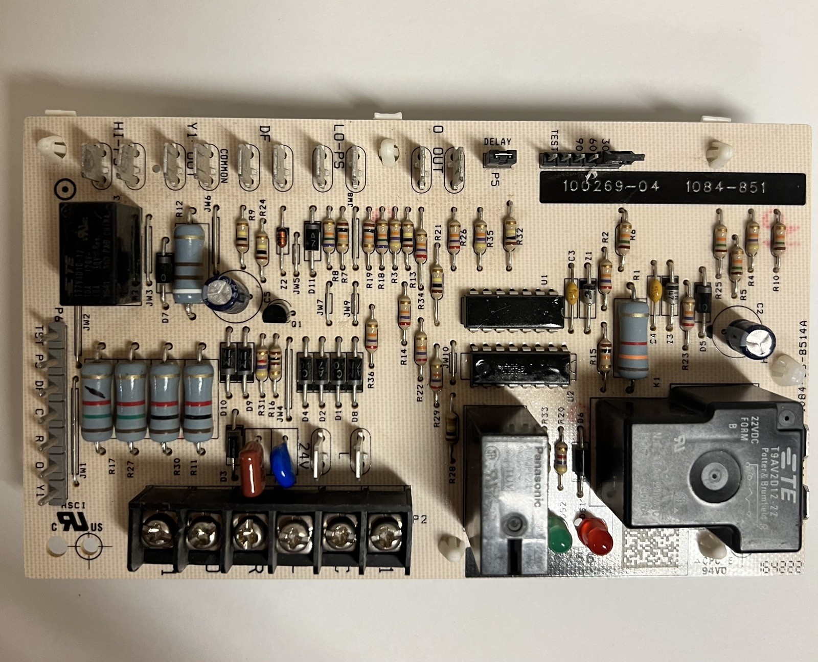 Lennox Honeywell Furnace Control Board 100269-04 1084-851 / 1084-83-8514A