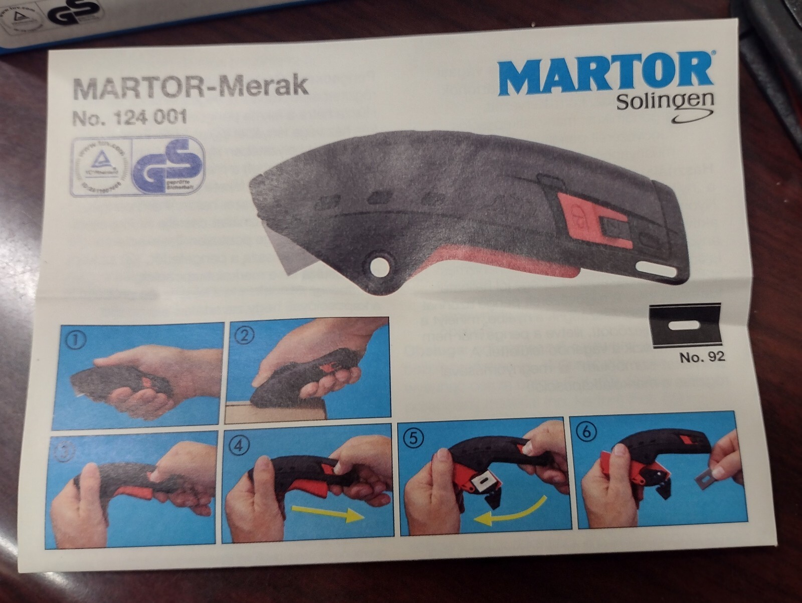 NEW MARTOR SECUPRO MERAK 124001 ERGONOMICAL COMPACT SAFETY KNIFE / BOX CUTTER