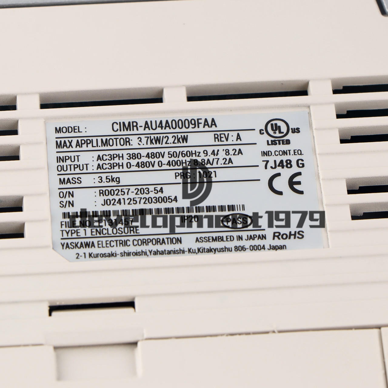 1PC NEW YASKAWA A1000 AC Drive CIMR-AU4A0009FAA Frequency converter
