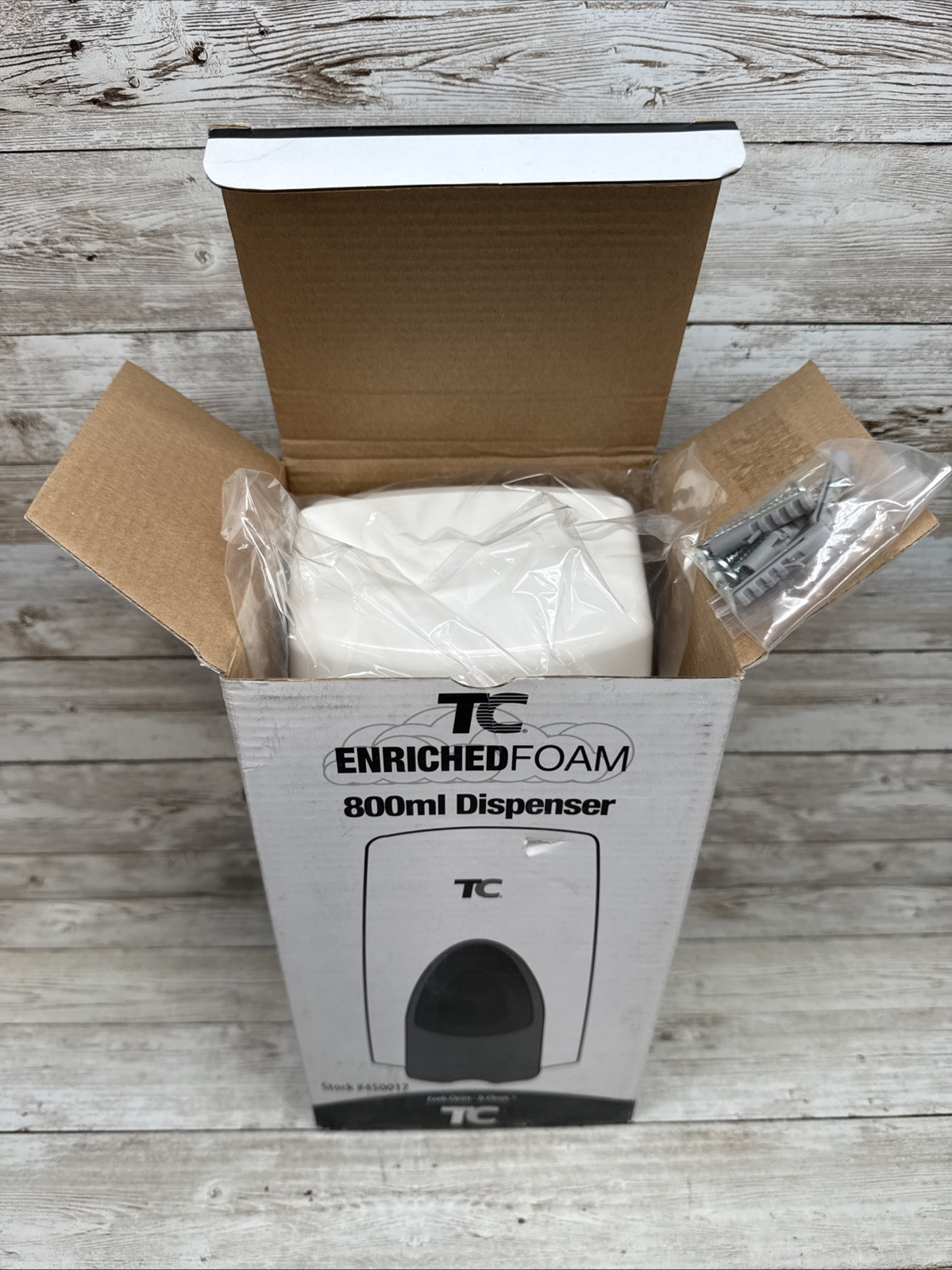TC Enriched Foam 800 ML soap dispenser New in the Box