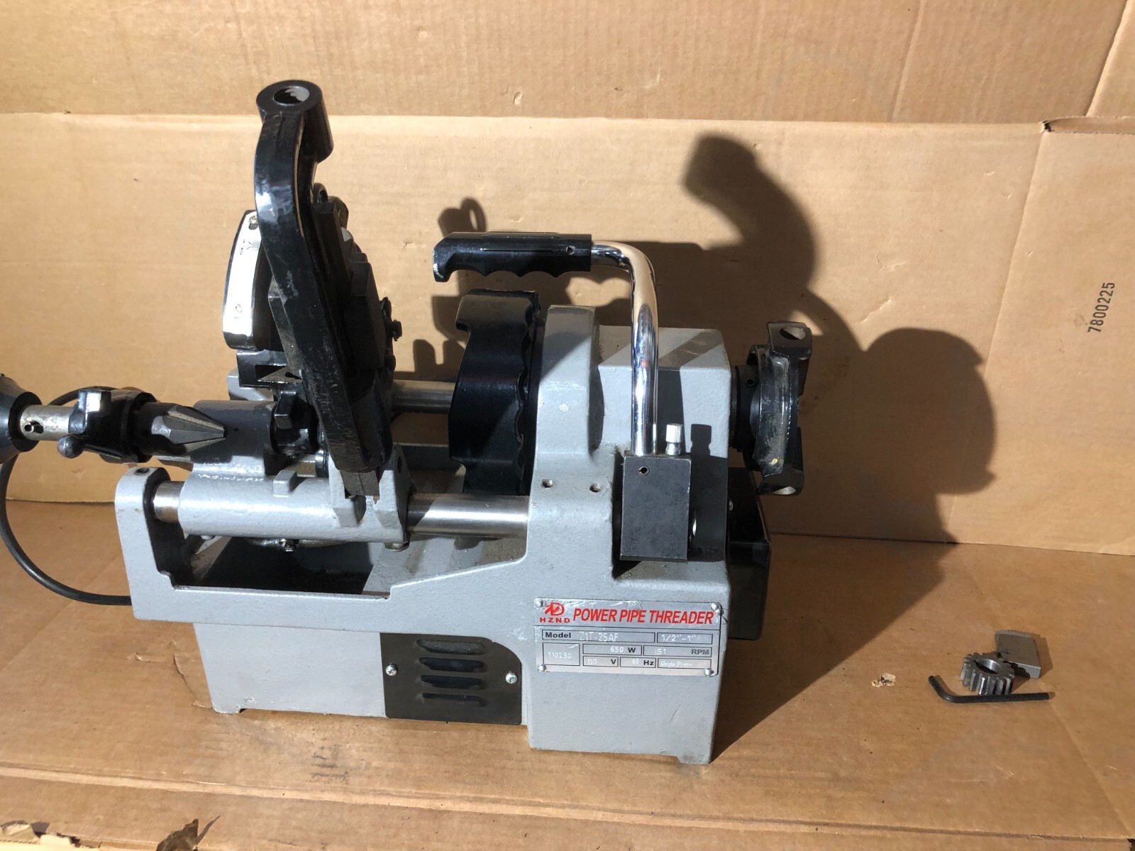 Electric Pipe Threader Machine 1/2″-1″ Pipe Threading Machine, Z1T-AF