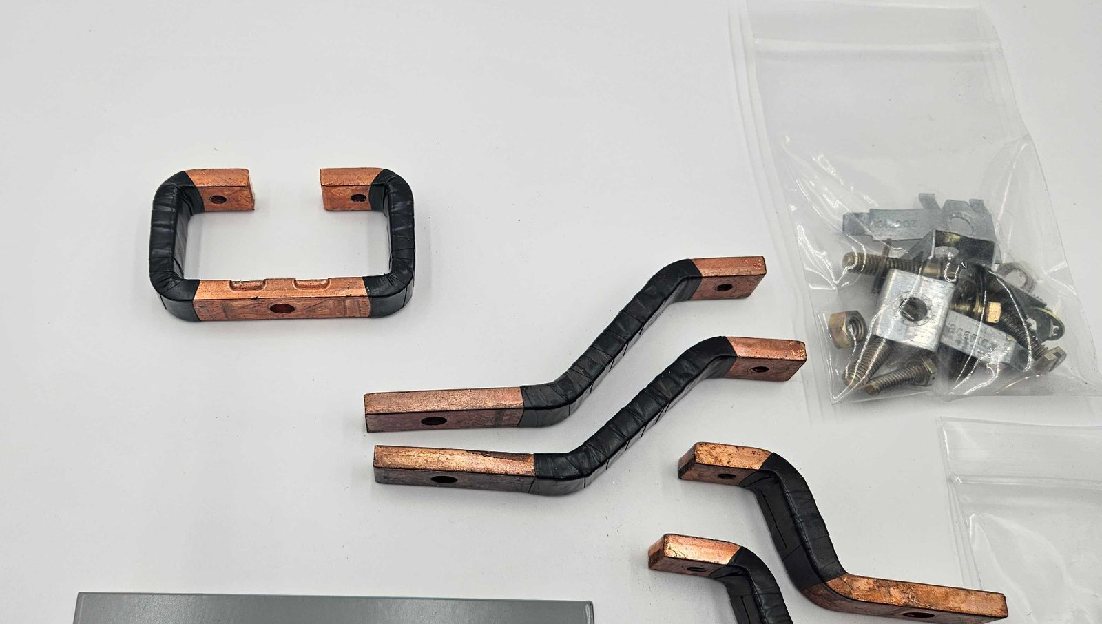 GE SFD3K Spectra Series 250A Twin Branch Circuit Breaker Mounting Hardware Kit