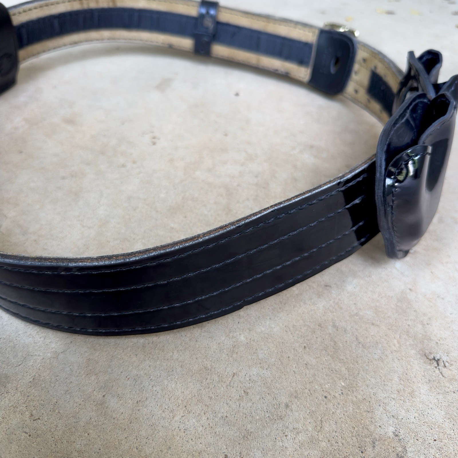 Safariland Duty Belt MDL 87V 44/110 4210 Black Solid Brass Buckle Handcuff Cases