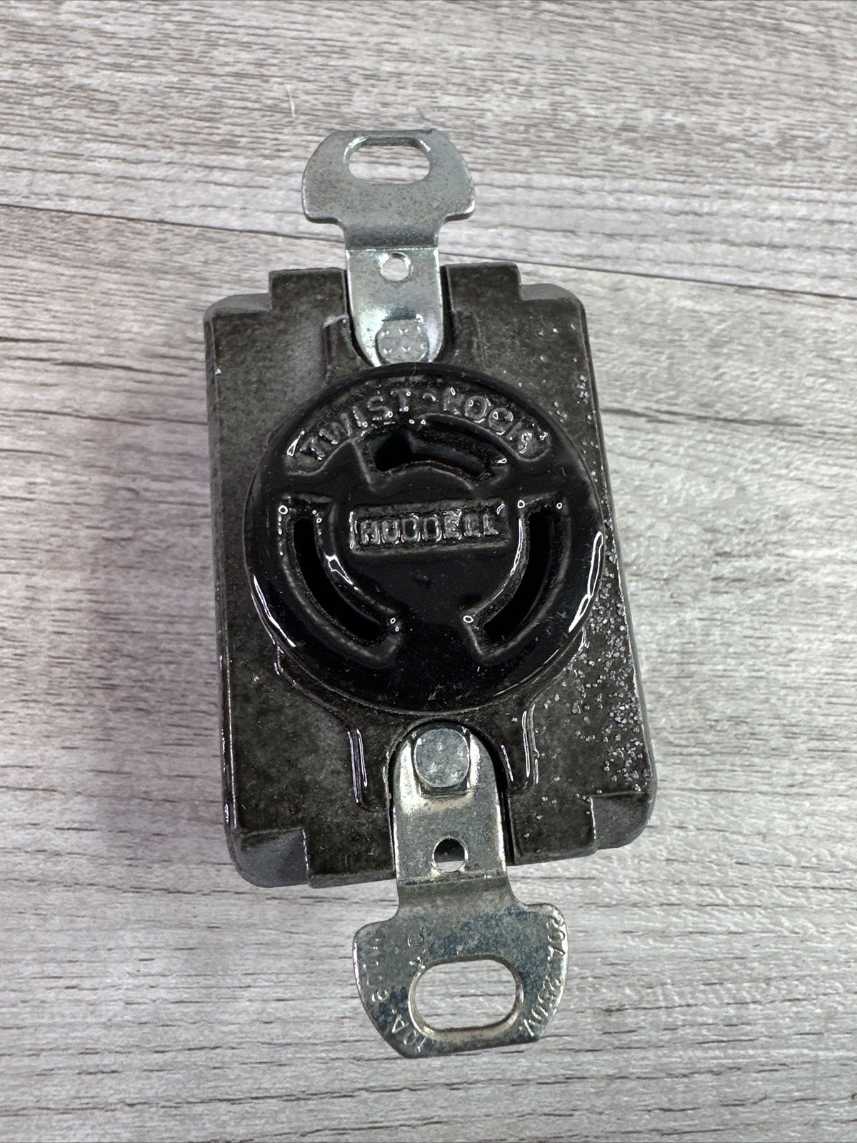 Vtg Hubbell 7310-G Twist-Lock Porcelain Grounded 3-Wire Outlets Bakelite Back