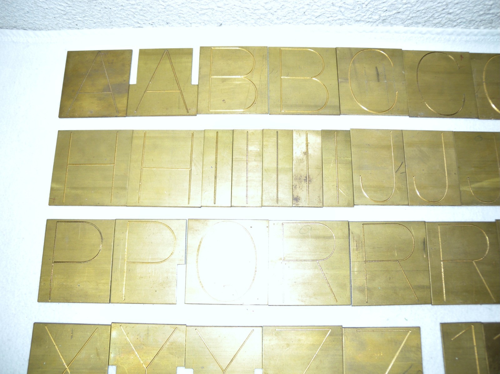 NEW HERMES ENGRAVOGRAPH 35-008 REGULAR BLOCK FONT SET, 2-1/2″ FONT TYPE SIZE