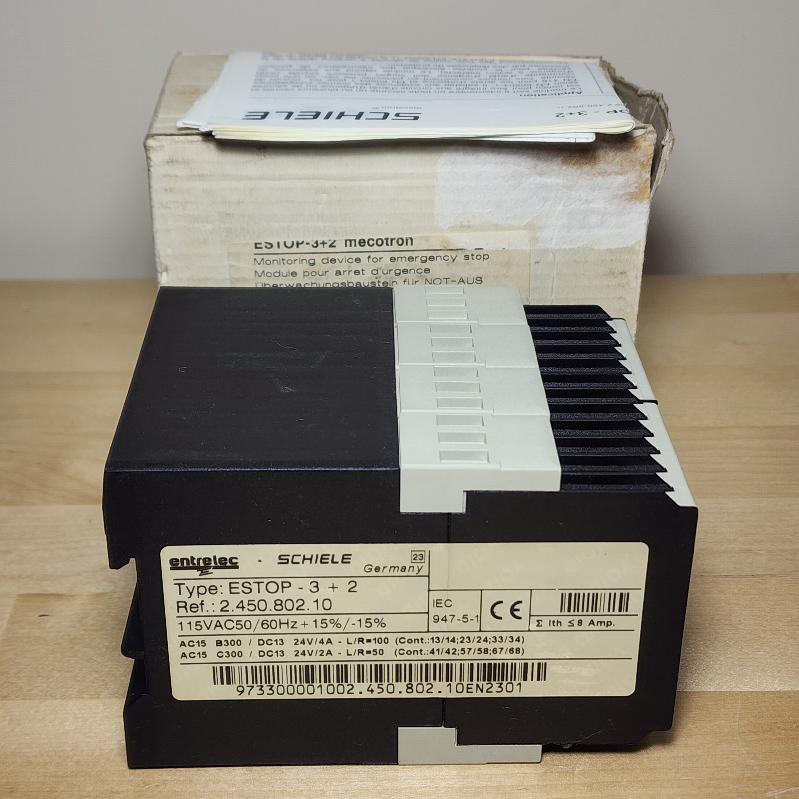 Entrelec Schiele ESTOP-3+2 2.450.802.10 Safety Relay Monitor 115VAC