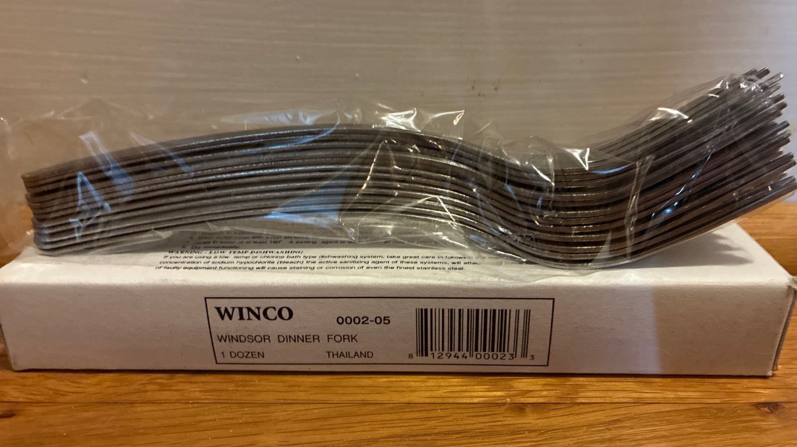 2 Winco 0002-05 Windsor Medium Weight Dinner Fork Sets – 2 Dozen