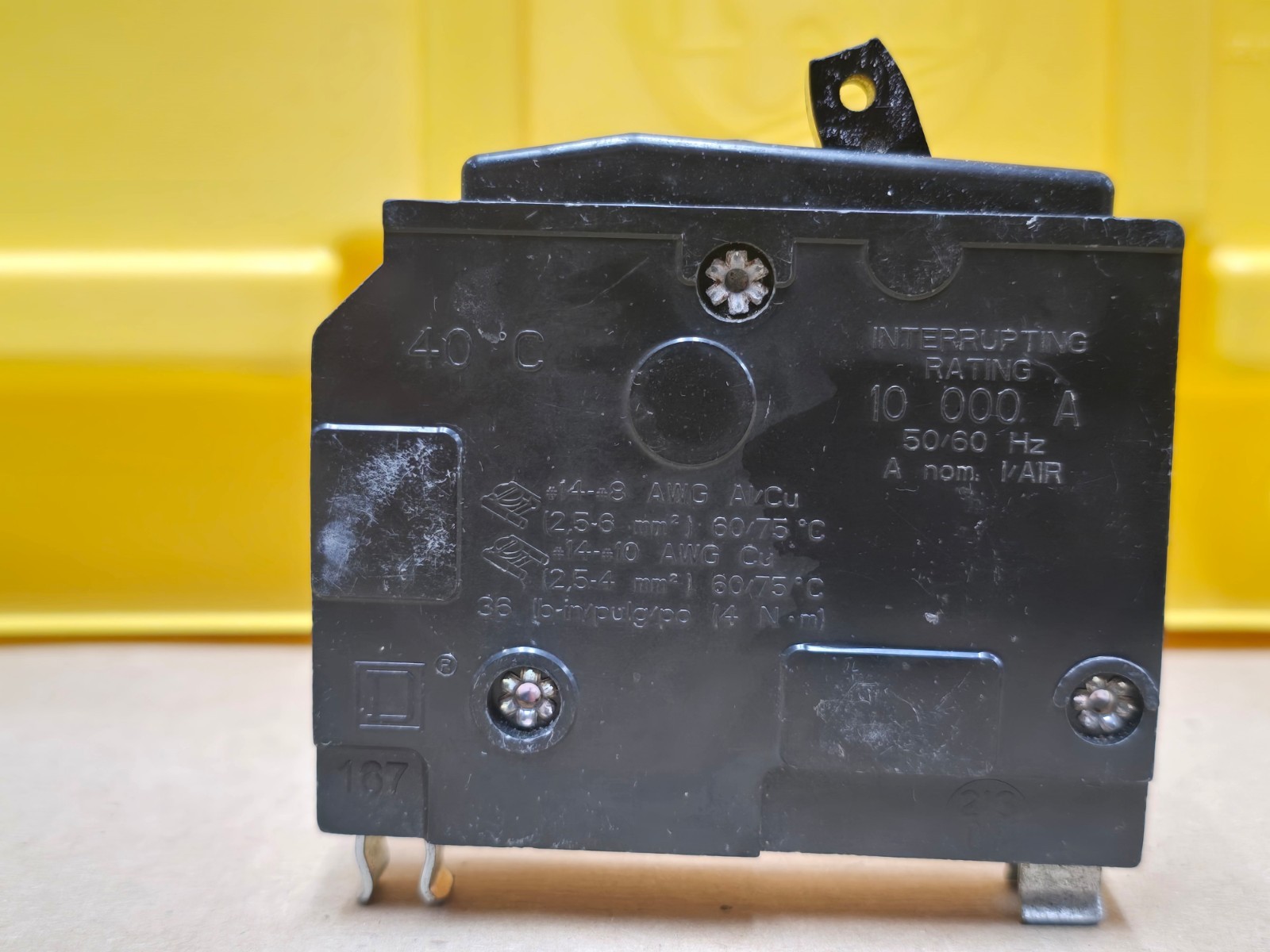 SQUARE D QO130 1 POLE 30 AMP 120/240V BREAKER