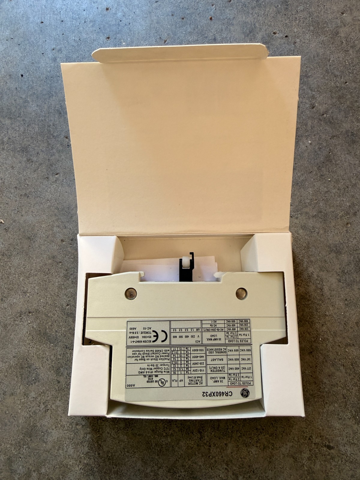 General Electric CR460XP32 2p 30a Lighting Contactor Power Pole NEW 460XP32