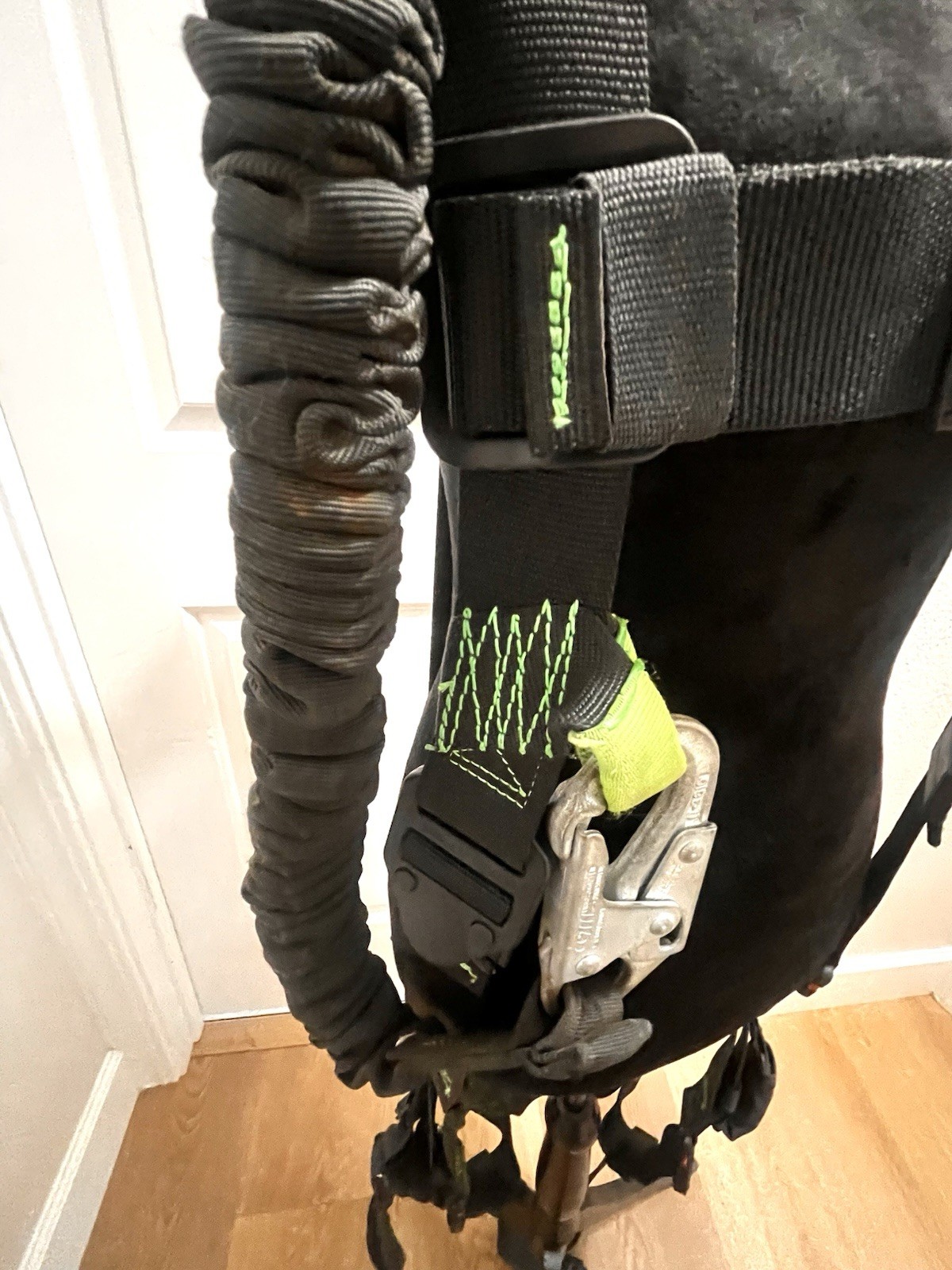 Buckingham Buck Safety Fall Harness w/Leg Straps Energy Absorbing Buckyard 2022