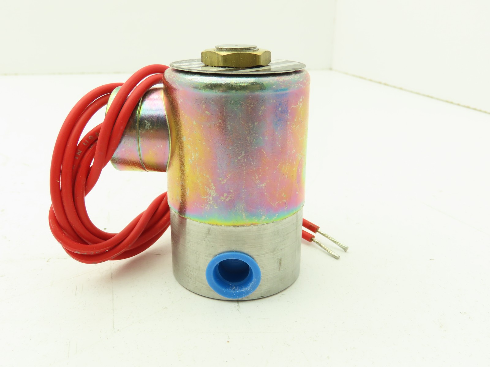 Honeywell Skinner V5L62360 Solenoid Valve 2-Way (NC) 120V 650 PSI 1/4″ NPT V5