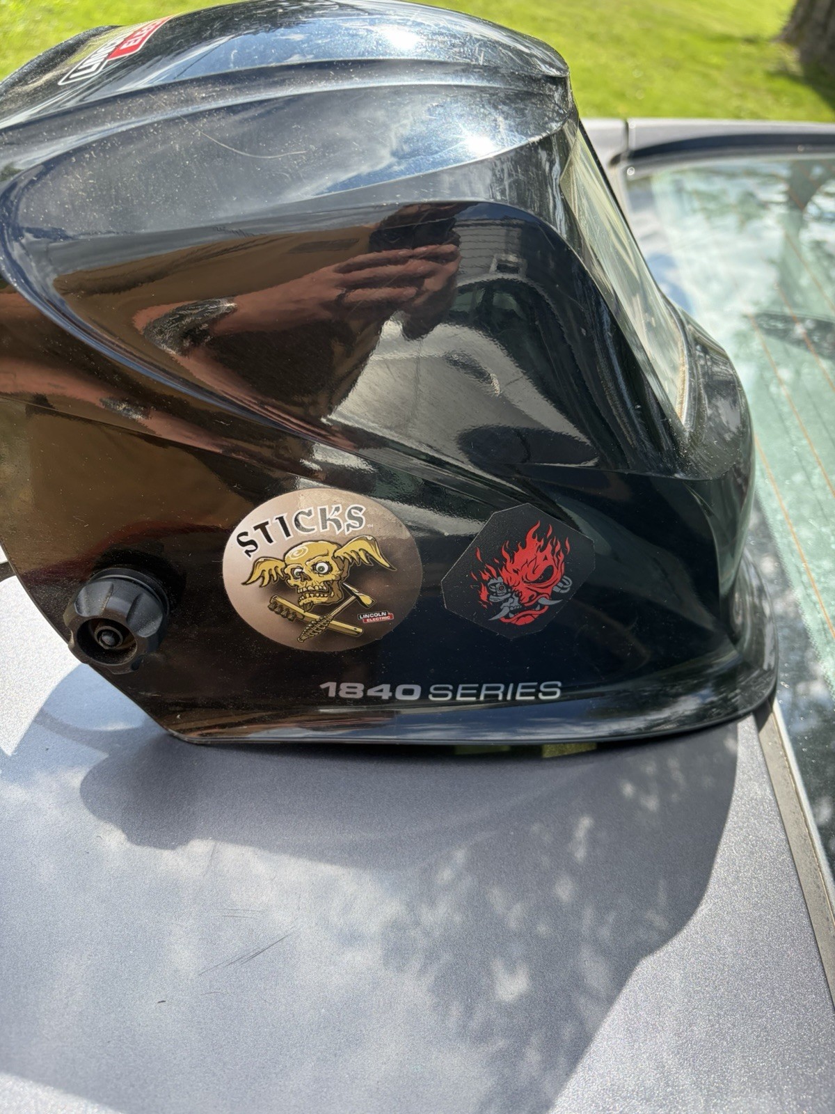 welding helmet auto darkening lincoln viking 1840 Series lightly used