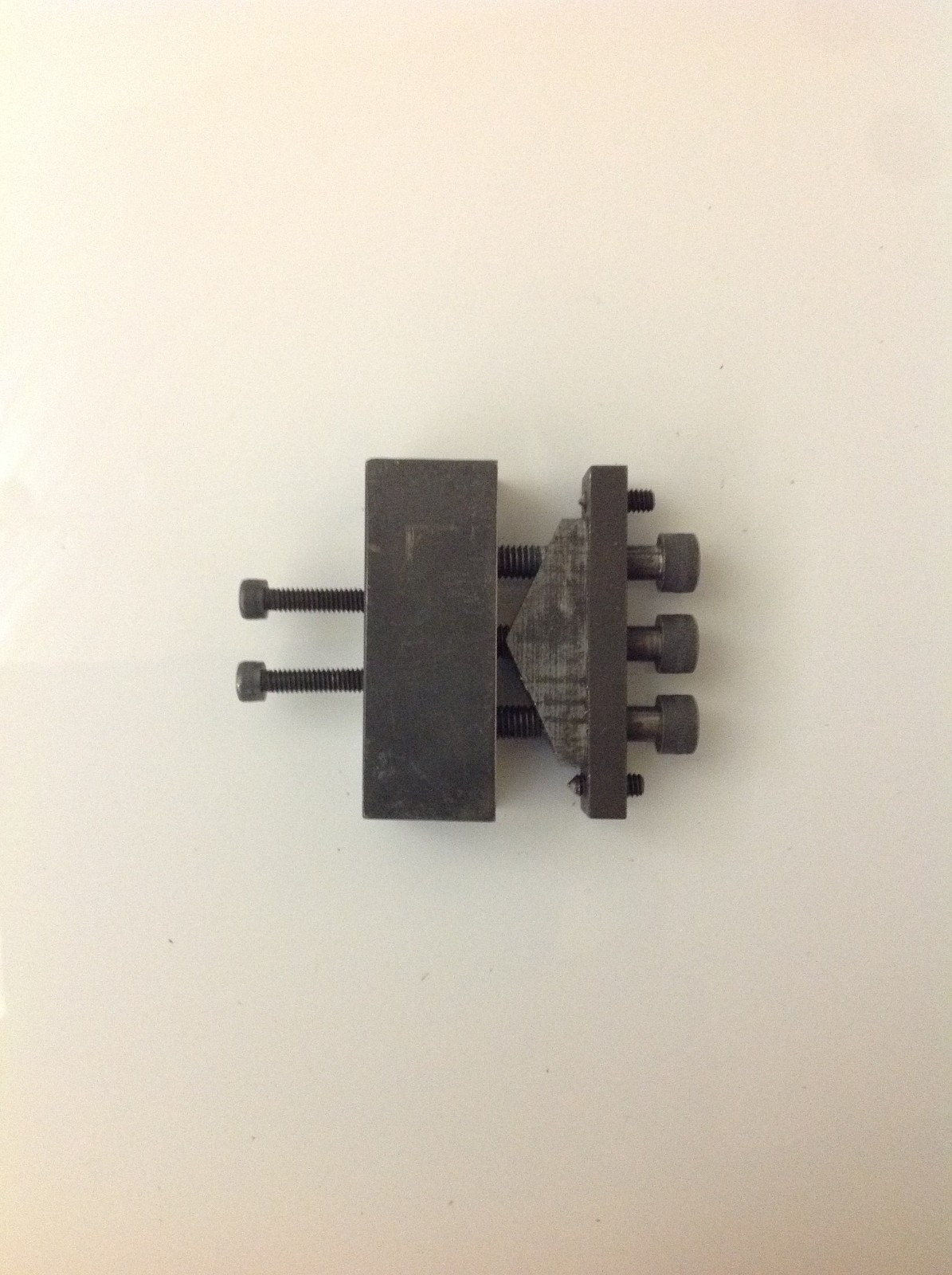 Panel punch for DB25 connector Model MK-25P complete set with Allen wrenches