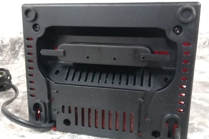 Milwaukee 48-59-0255 120VAC Input 12.0V to 18.0V Output Battery Charger (C)