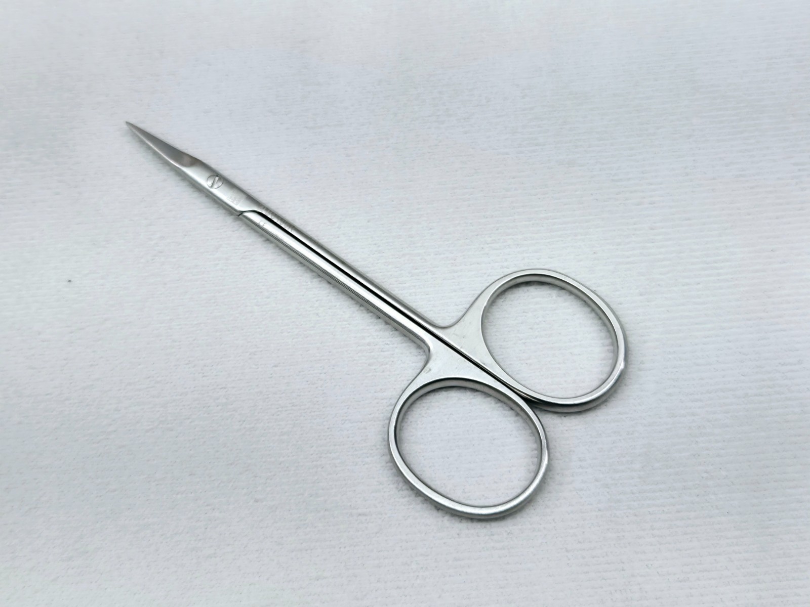 Aesculap BC106R Iris Delicate Surgical Scissors, Straight, 4 1/8″