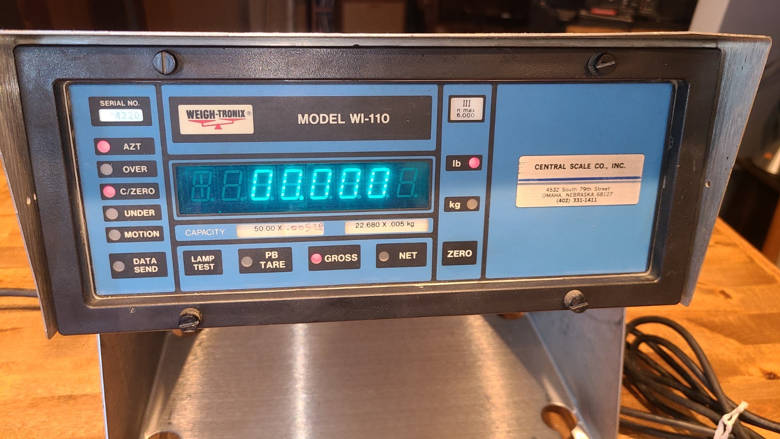 Weigh-Tronix WI-110 Commercial Industrial Scale Monitor with BS-1414-A Platform