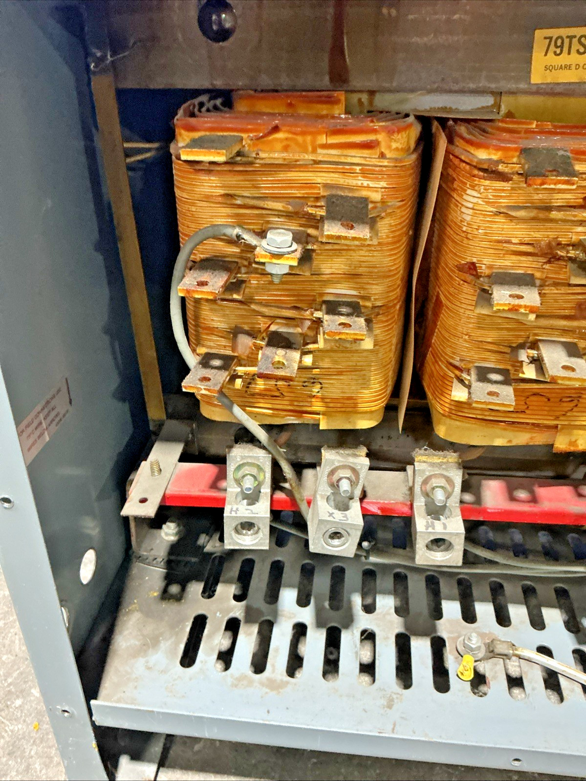 Square D 15 kVA 480V Transformer 3PH 60HZ 480Y/240V 15T6H 🟦