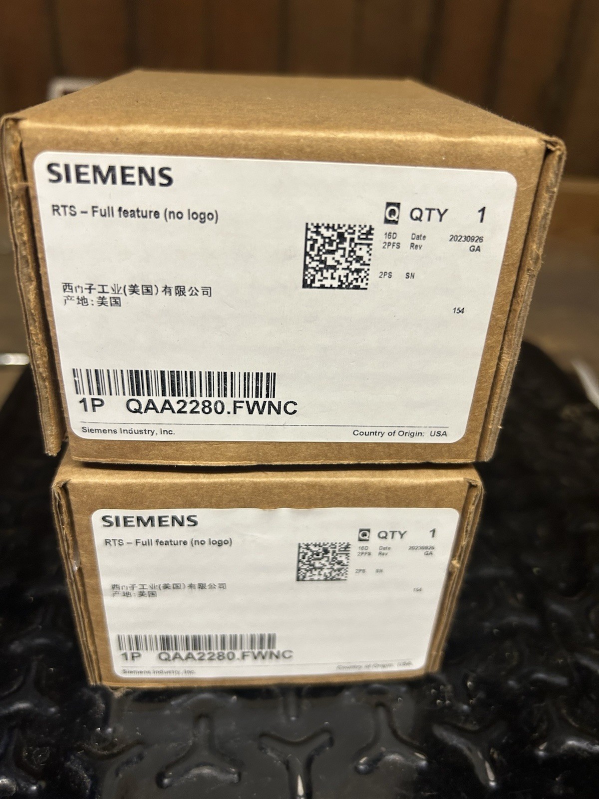 Siemens Building Technology QAA2280.FWNC 55-95F TEMP SENS W/OCUP DIG P