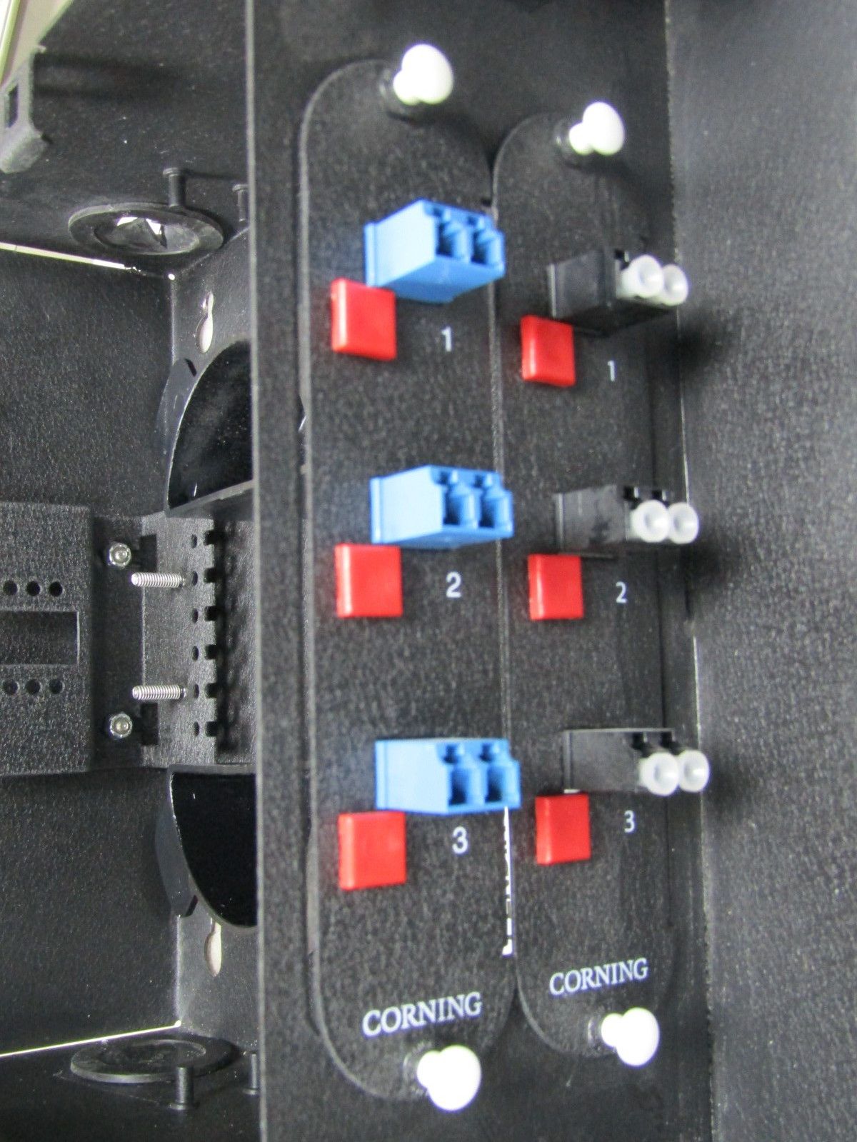 💥CORNING 2 PANEL WALL MOUNT ENCLOSURE HOLDS CCH FIBER PANELS WCH-02P