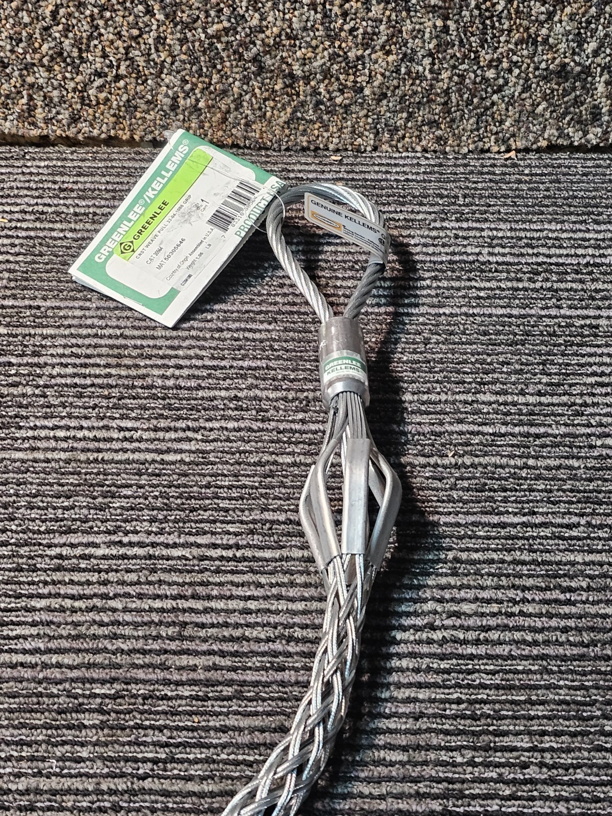 Greenlee 30564 Medium-Duty T-Basket-Type Pulling Grip 1″ – 1.49″ Galvanized