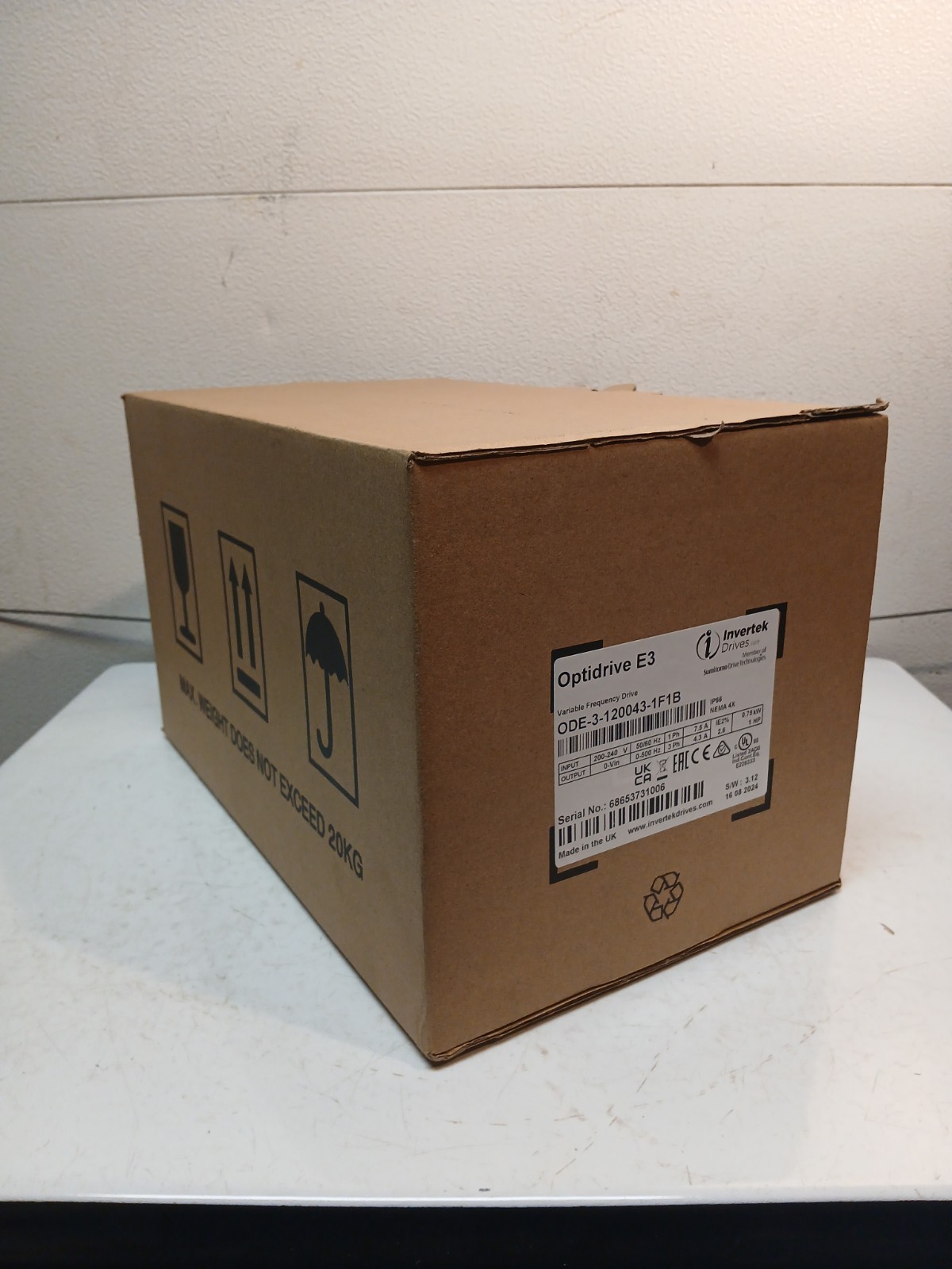 ODE-3-120043-1F1B – Invertek OptiDrive E3 – 1.0 HP VFD