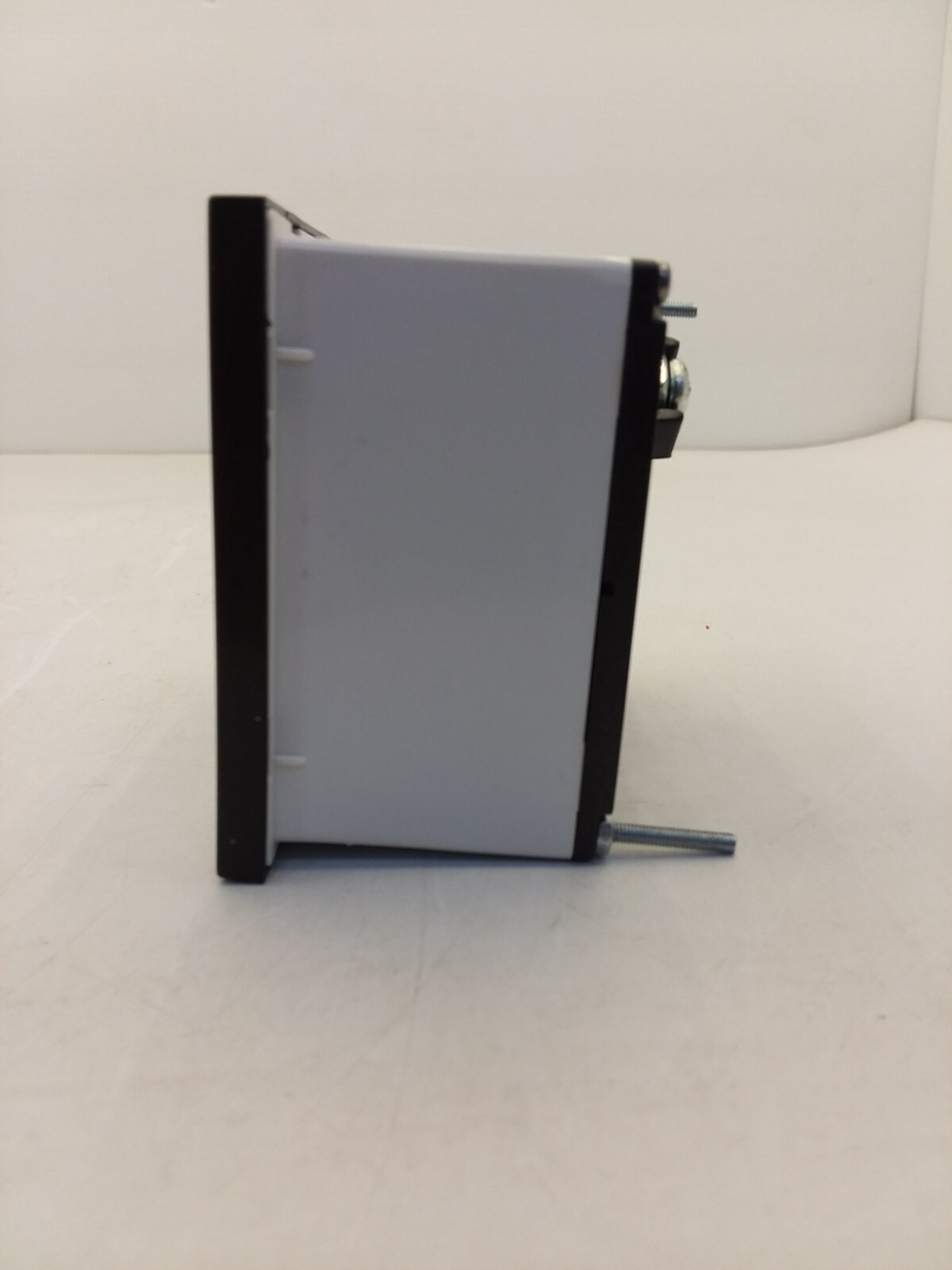 HOBUT 313-429 ANALOGUE VOLTMETER AC, 68MM X 68 MM -25°C/-13°F TO +40°C/104°F NIB