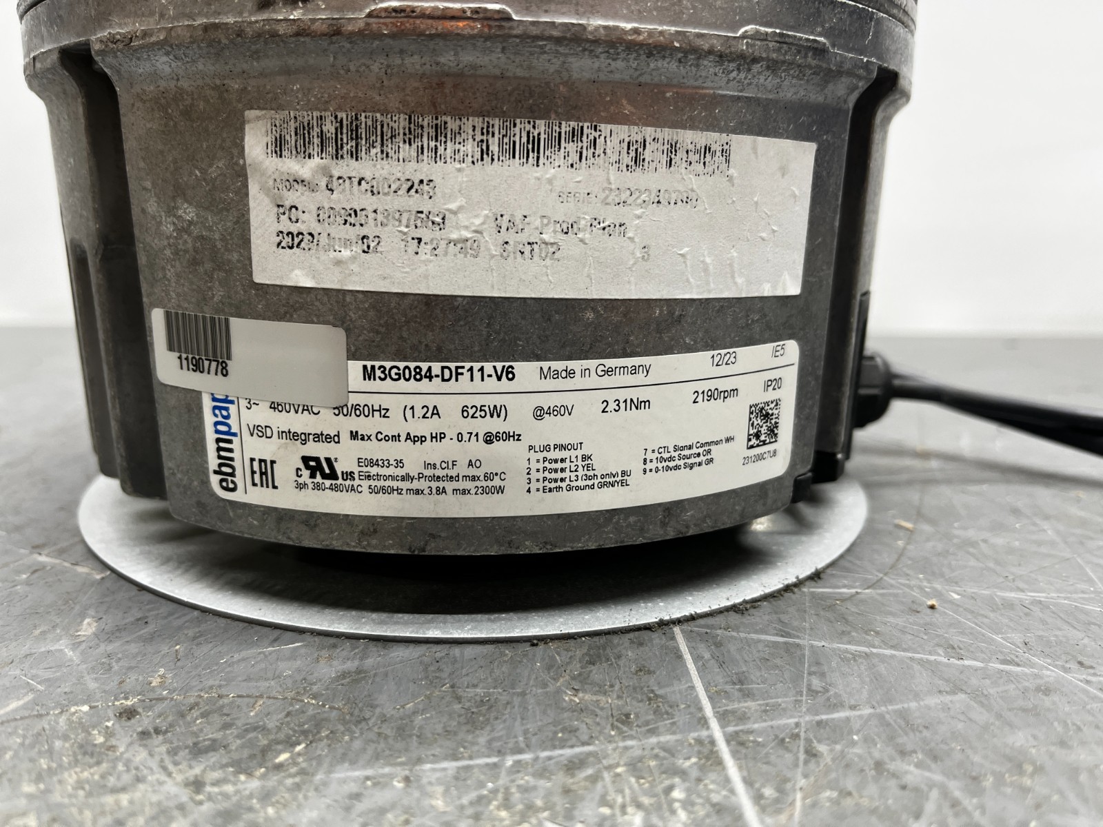 Ebm Papst / M3G084-DF11-V6 / V (380/480) / PH 3 / EC Fan