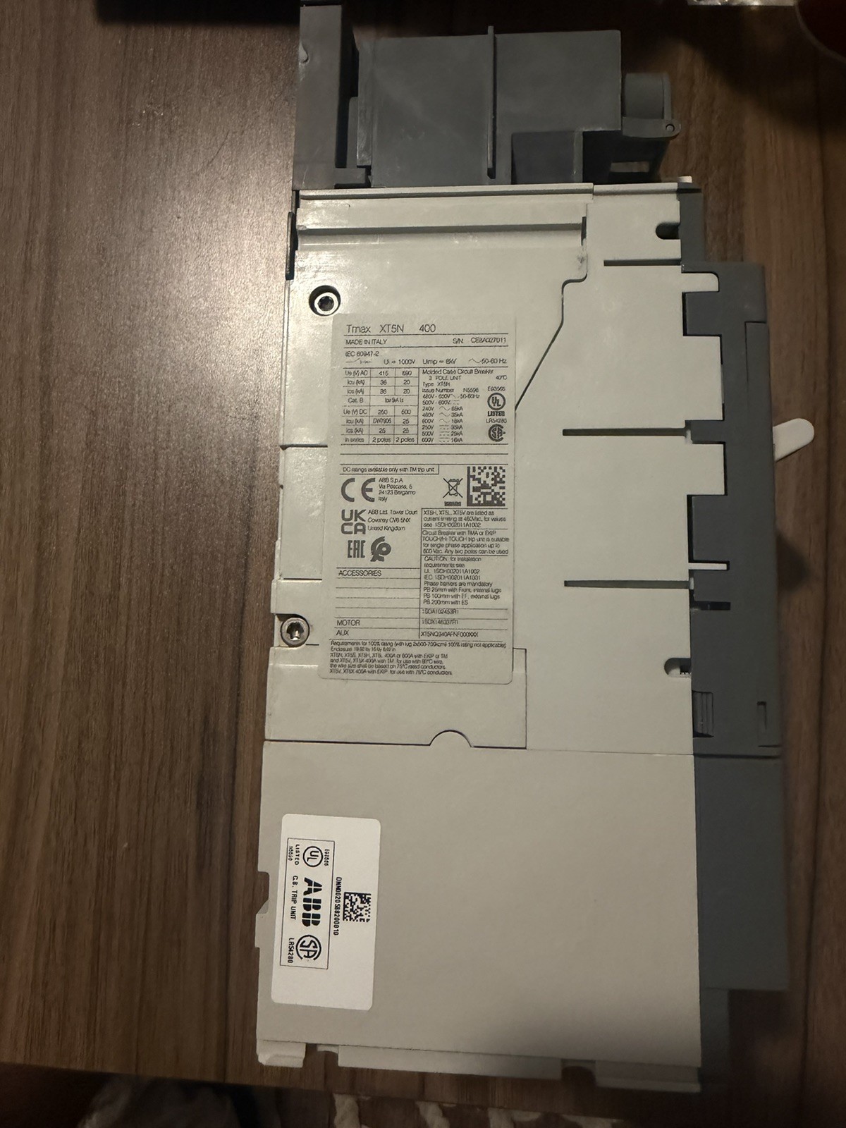 ABB TMAX XT5N CIRCUIT BREAKER 400 A 3P EKIP DIP LSI MAIN BREAKER MOUNT