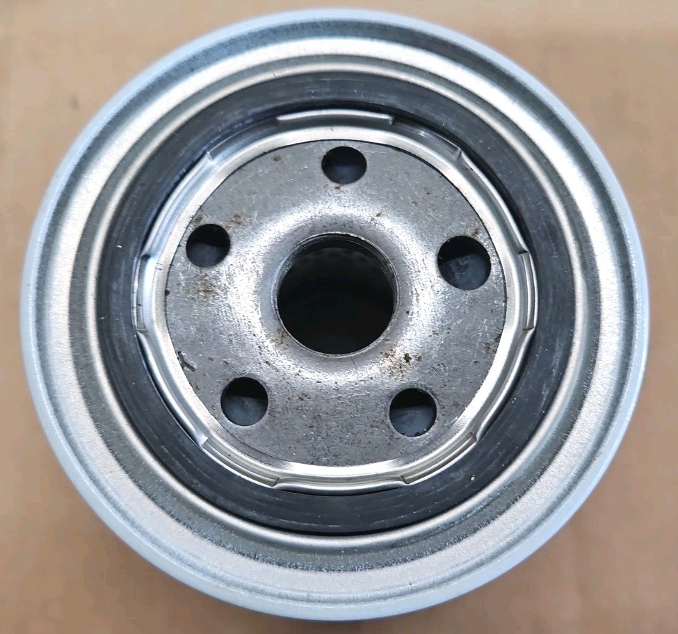 E6201-32443 and PH2801 Montana, Kioti, Daedong, Oil Filter by Luber-Finer (2319)