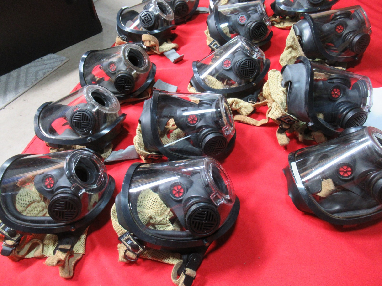 SCOTT AV-3000 HT MASK w/KEVLAR NETTING SMALL MEDIUM LARGE Firefighter SCBA AIR