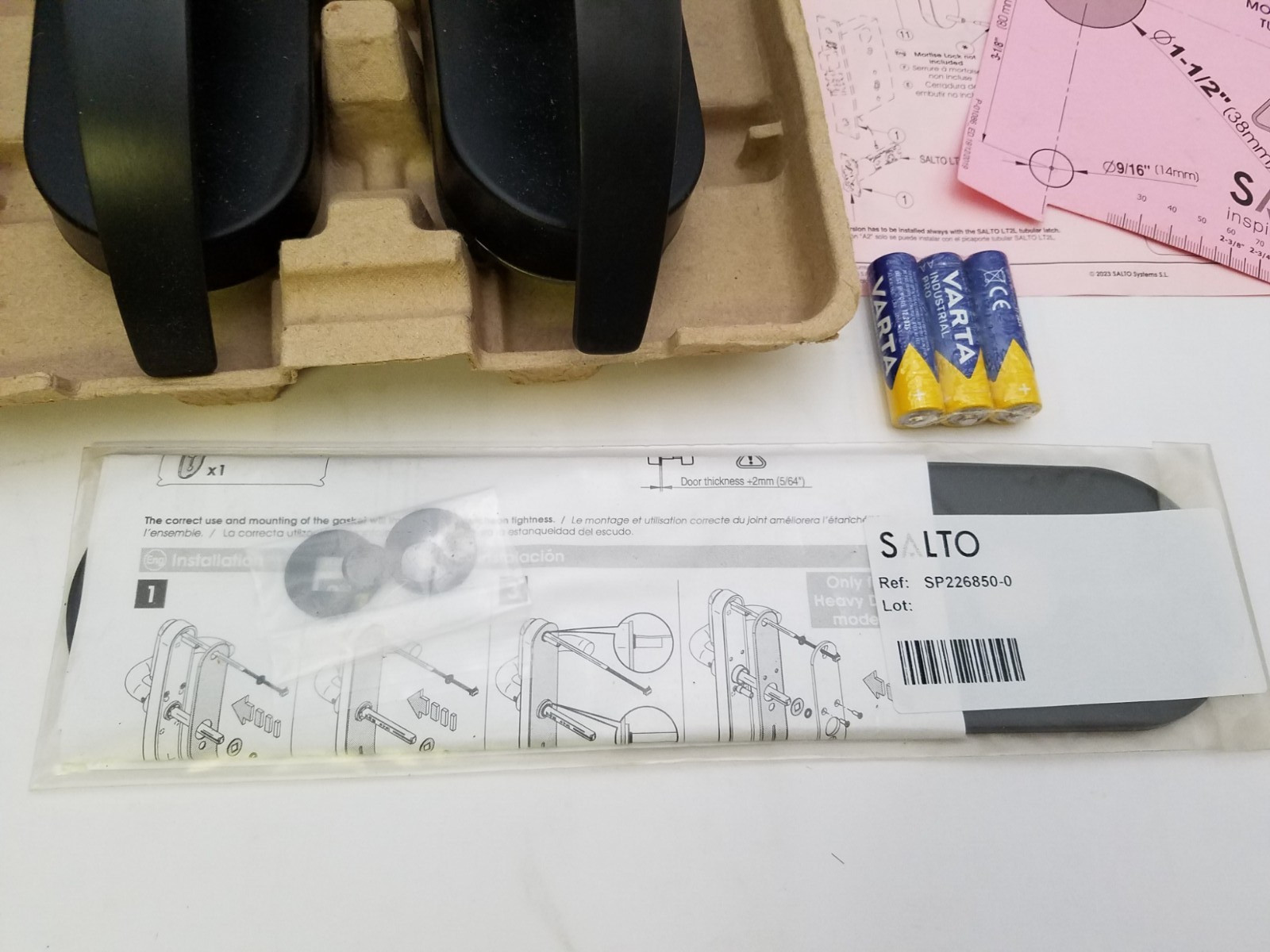 SALTO AM650G00NEB38E5 Electronic Lock / W60M Black (missing mounting screws)