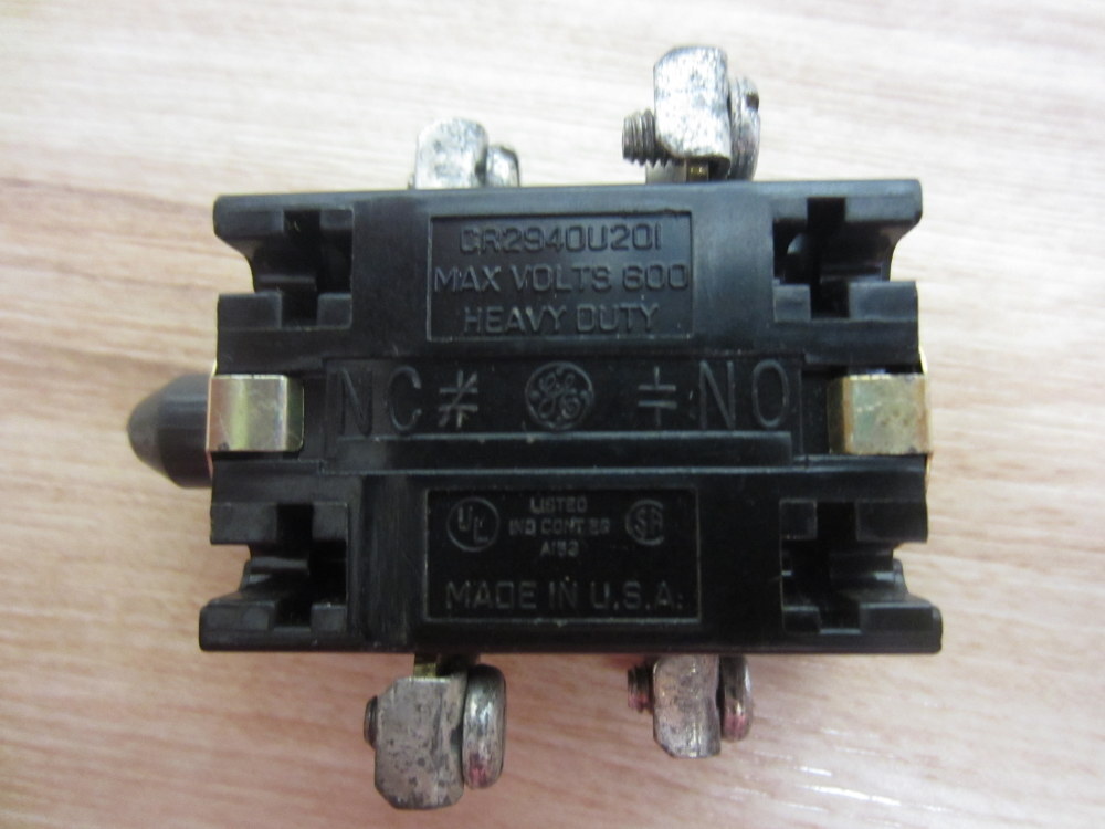 General Electric CR2940U201 Contact Block