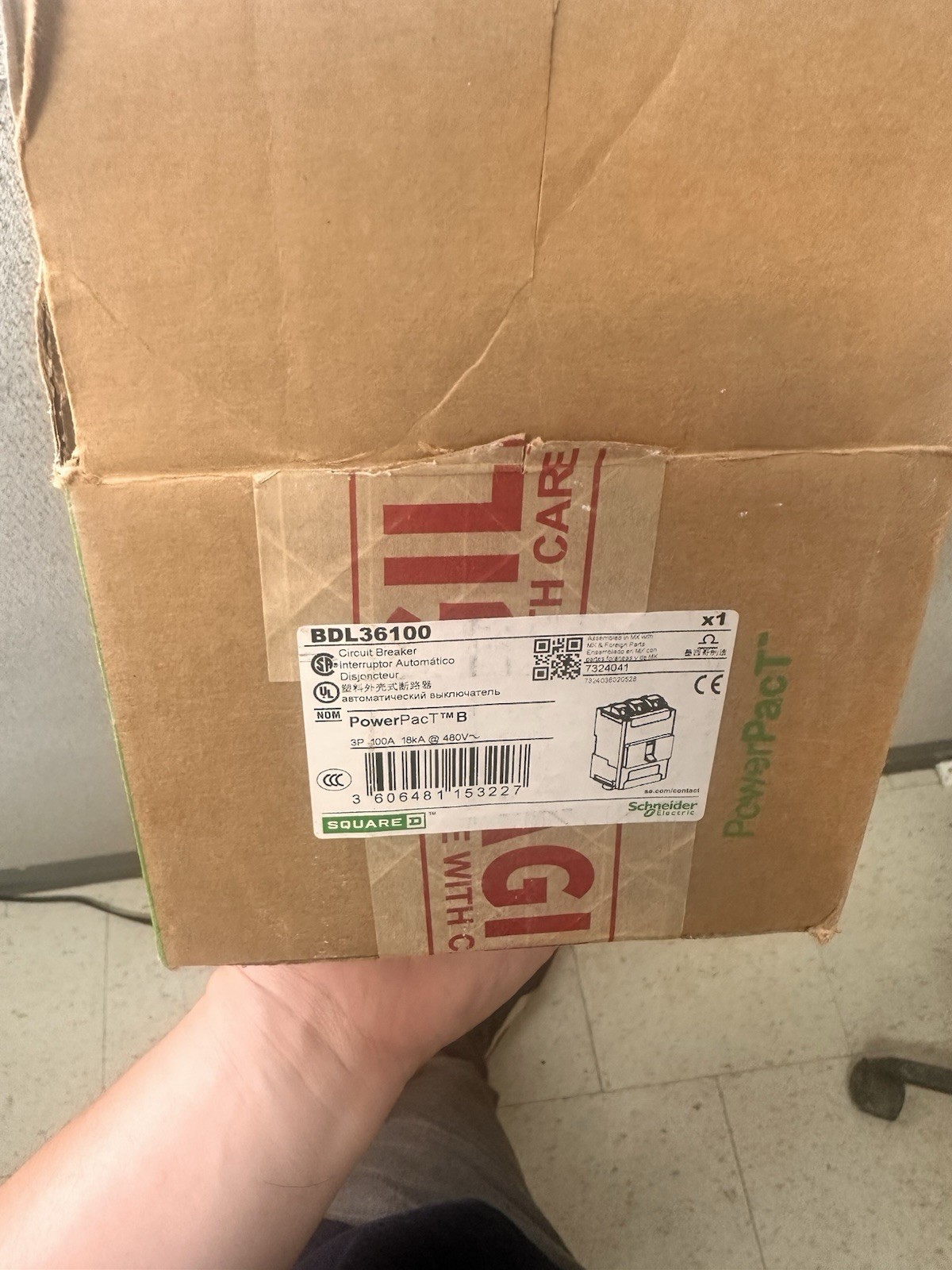 Square D PowerPact BDL36100 100A 3-Pole AC Circuit Breaker 451-500V