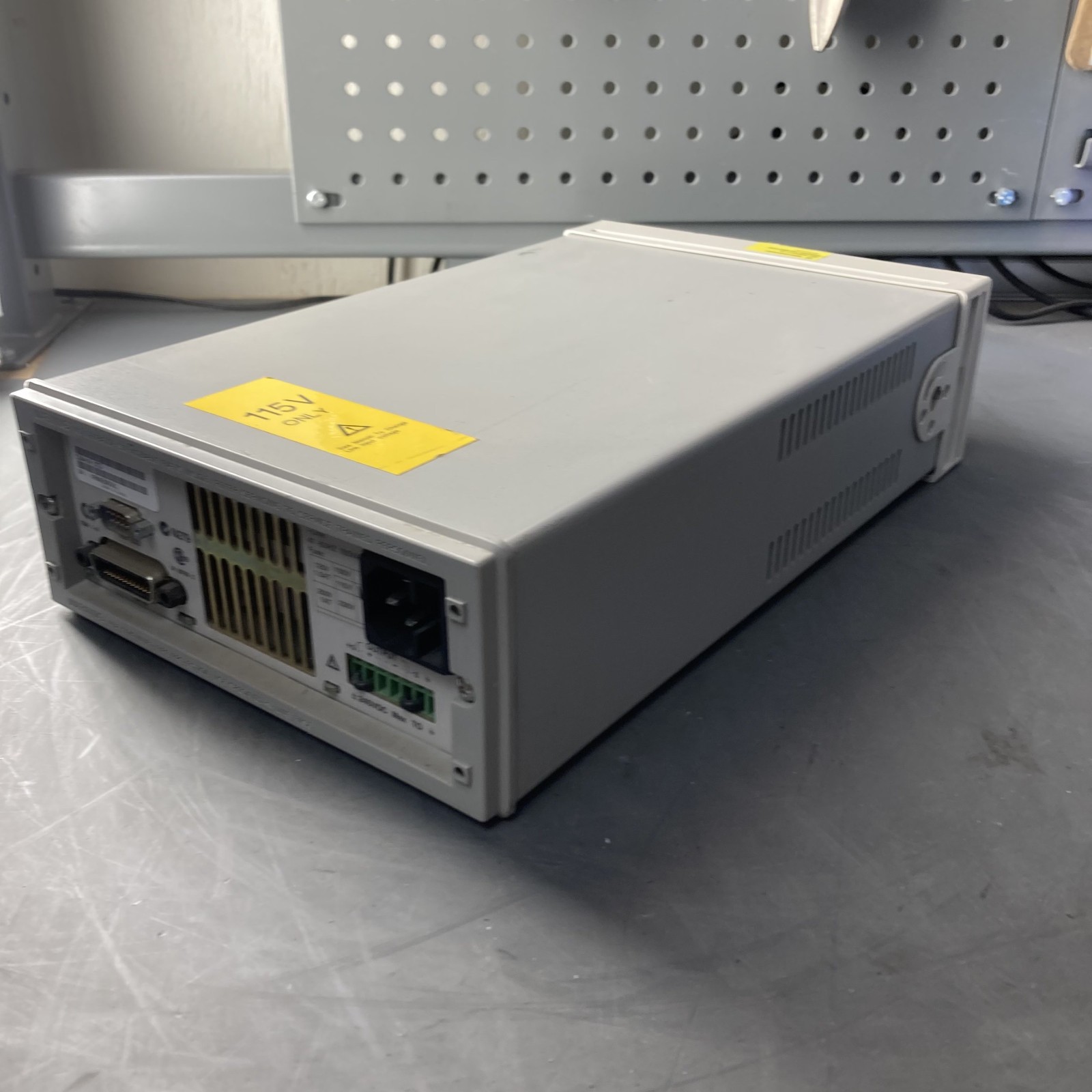 Agilent Keysight E3641A Power Supply GPIB RS232 30W