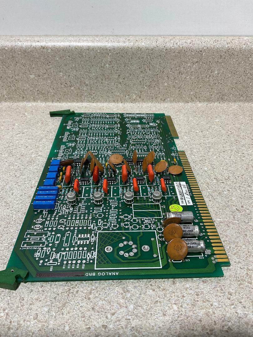 Triangle 90WB8007BD