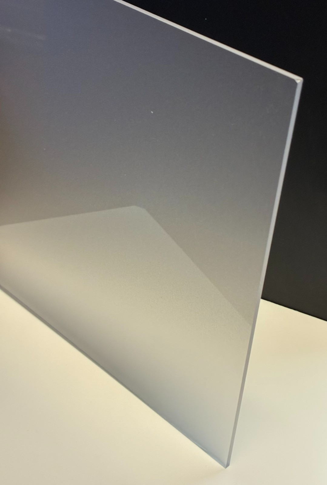 Acrylic Plexiglass Sheet-1/8″ (3mm) thick-Clear Frosted-8″ x 12″
