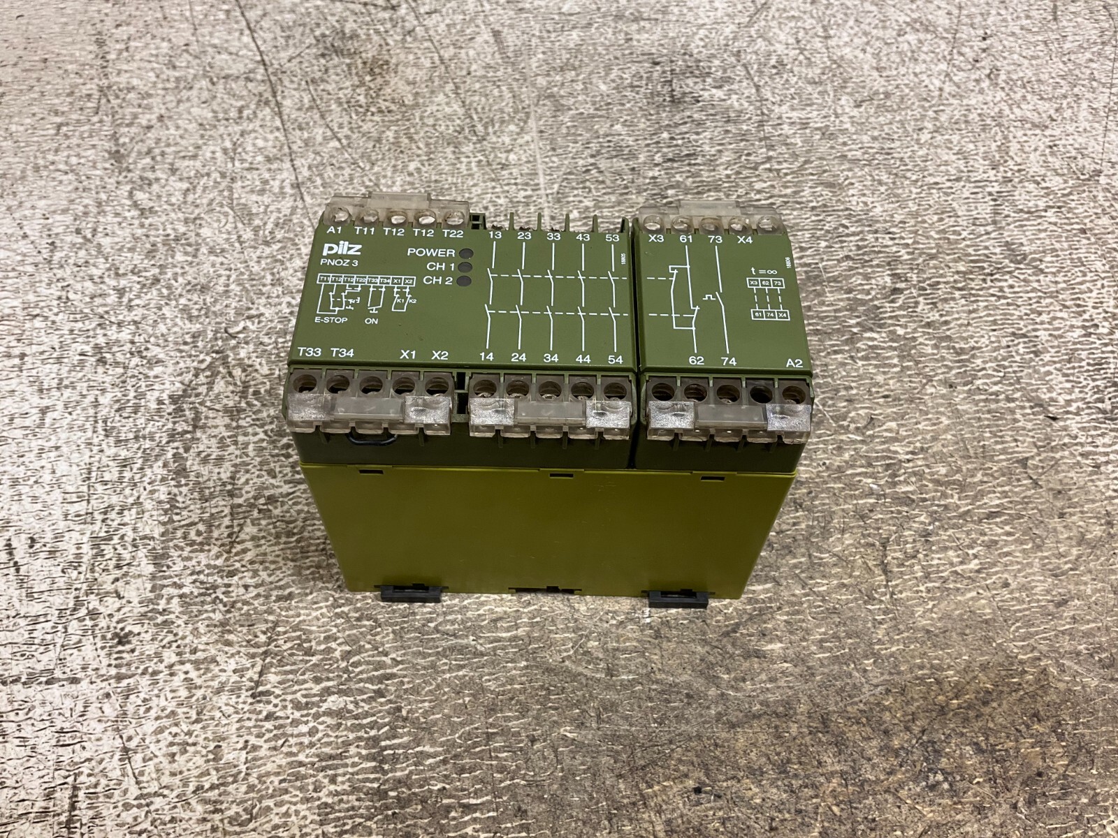 Pilz PNOZ 3 24 V DC 5S10 Safety Relay 24 VDC 474894 PNOZ324VDC5S10