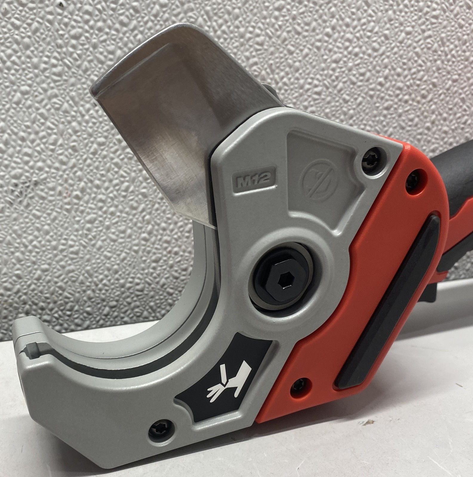 Milwaukee M12 Cordless PVC Pipe Shear Tool-Only 2470-20