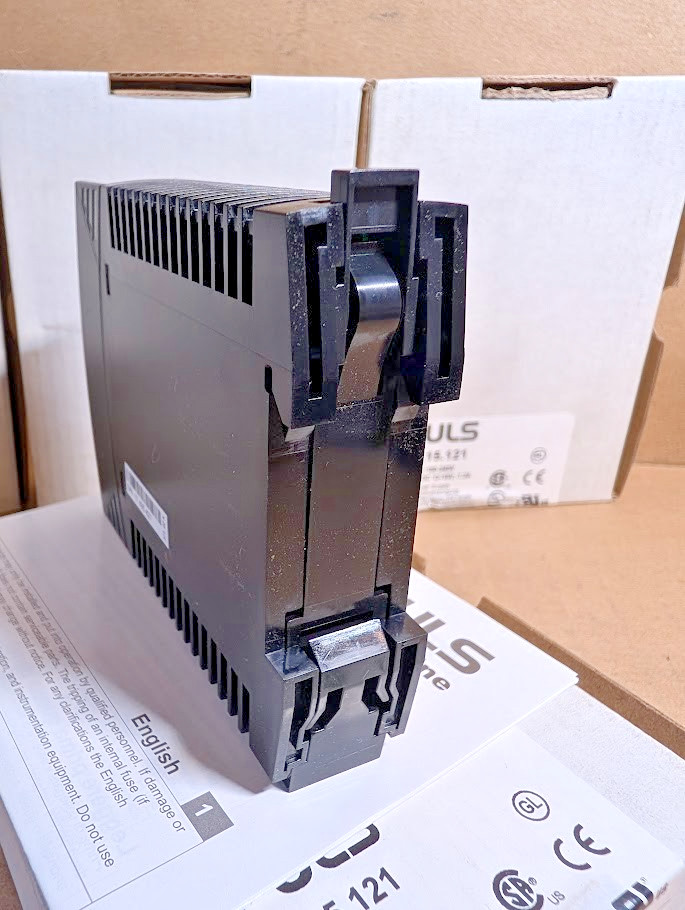 Puls ML15.121 MiniLine DC Power Supply, 100-240VAC- 12VDC, 15W 1.3A (New in Box)