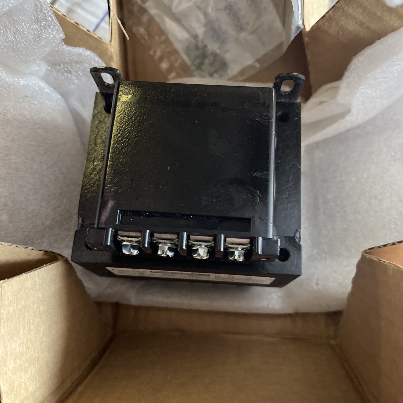 MICRON B150-3470-3 CONTROL TRANSFORMER, 150 VA, 380-415V TO 110/220V, 50/60Hz