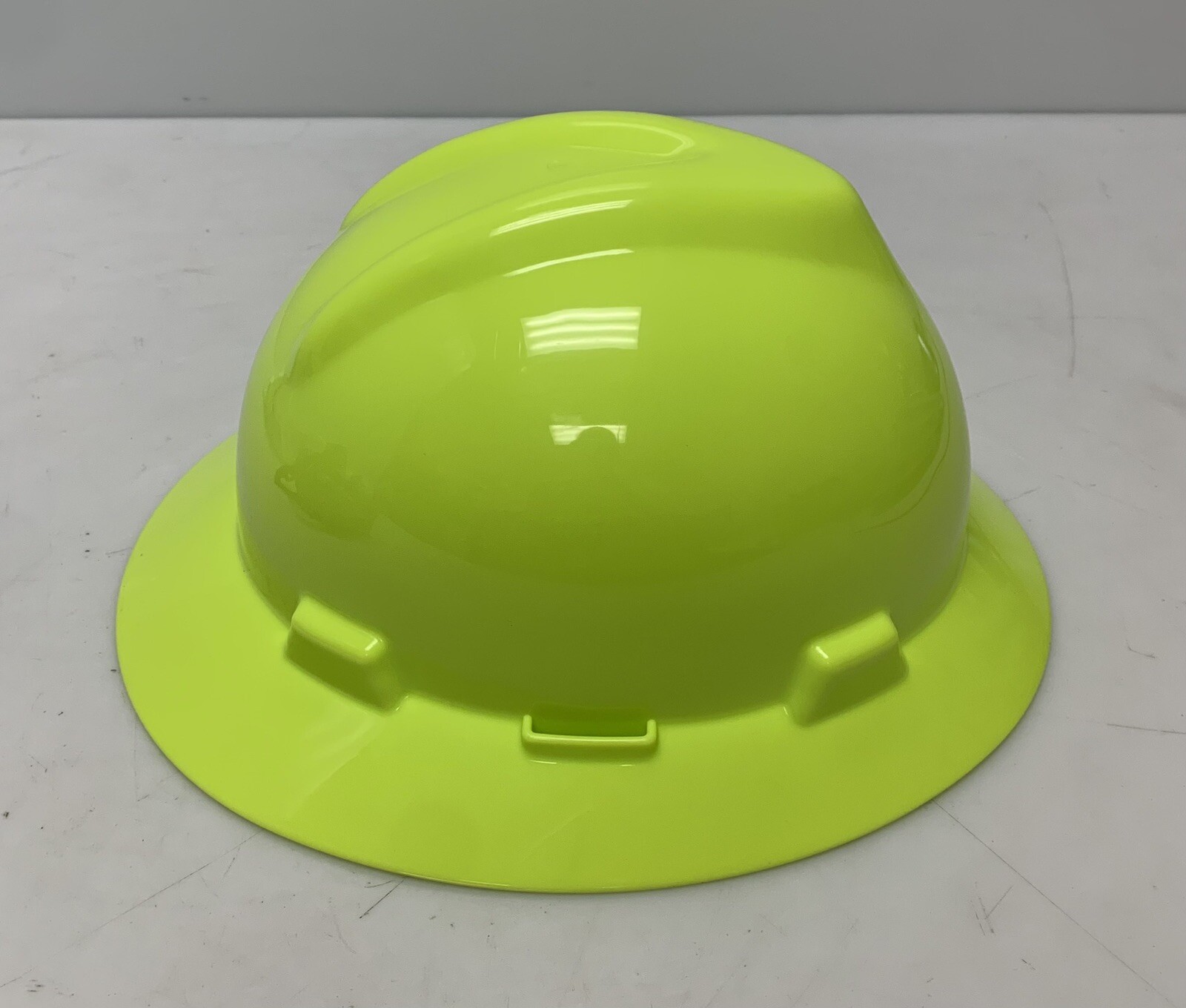MSA 10061515 Safety Full Brim Hard Hat Type 1 V-Gard Fas-Trac Hi-Viz Yellow M