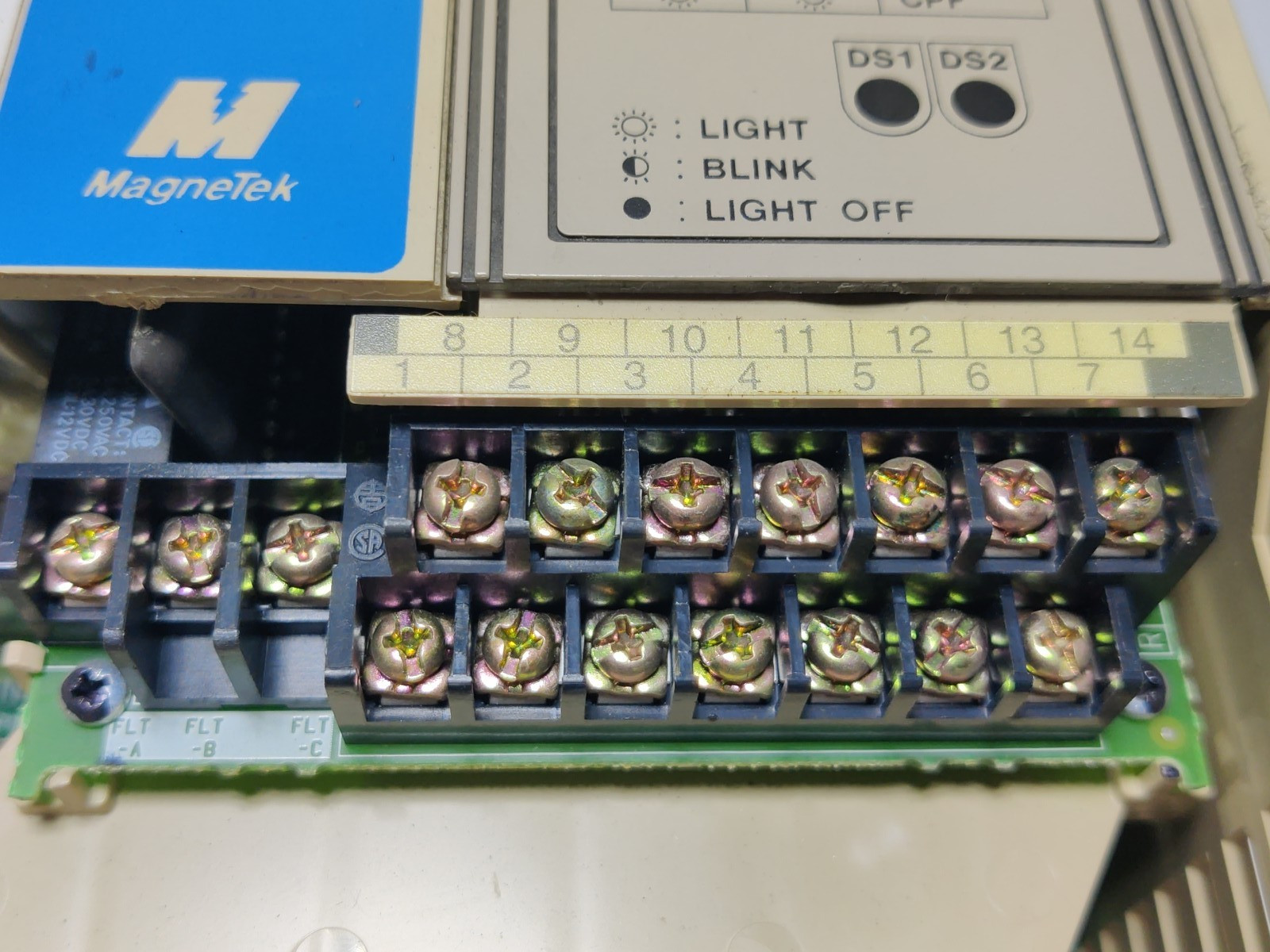 Magnetek DS043 Gpd 333 Vfd Drive 2.0hp 200-230v-ac 0-400hz 0-230v-ac USED