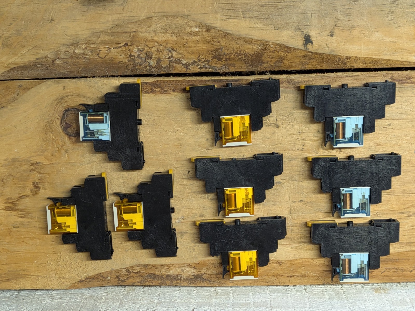 Lot AB Allen-Bradley 700-HN122 Relay Socket Base w/ 700-HN221 700-HN222